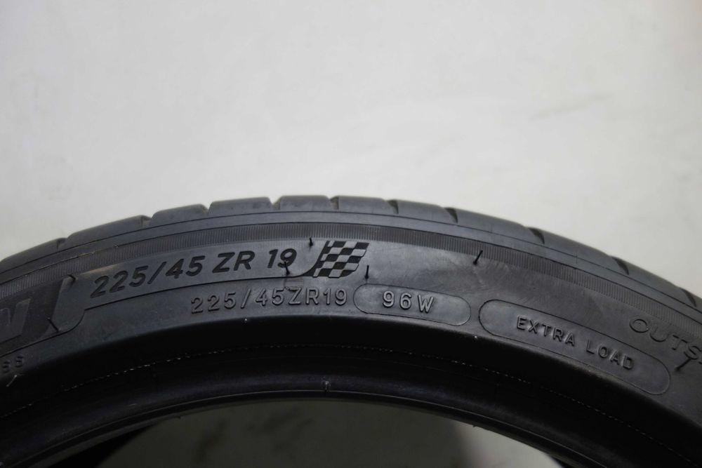 Opony letnie 225/45/19 - Michelin Pilot Sport 4 XL