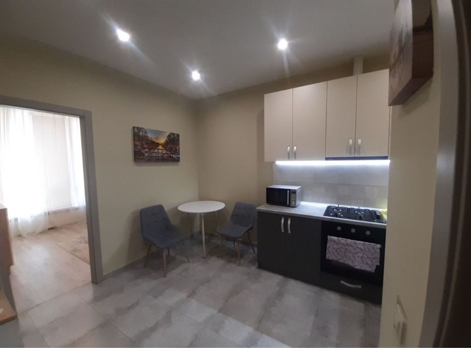 Подобова оренда 2кімн квартири ЖК Парус