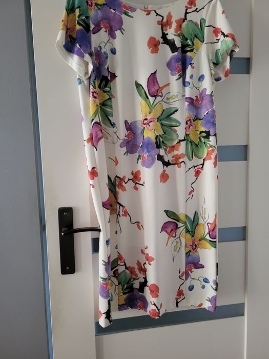 Sukienka na podszewce nr 48