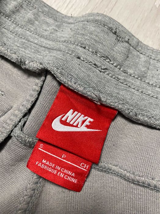 NIKE Tech Fleece r.S oryginalne spodnie sportowe męskie