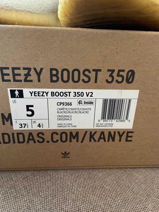 Кросівки Adidas Yeezy Boost 350