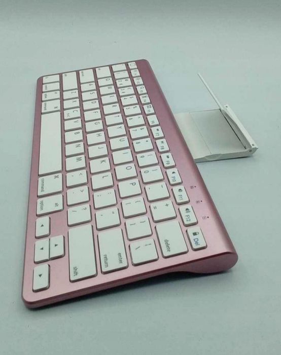 Klawiatura Bluetooth z wbudowaną podstawką OMOTON KB088