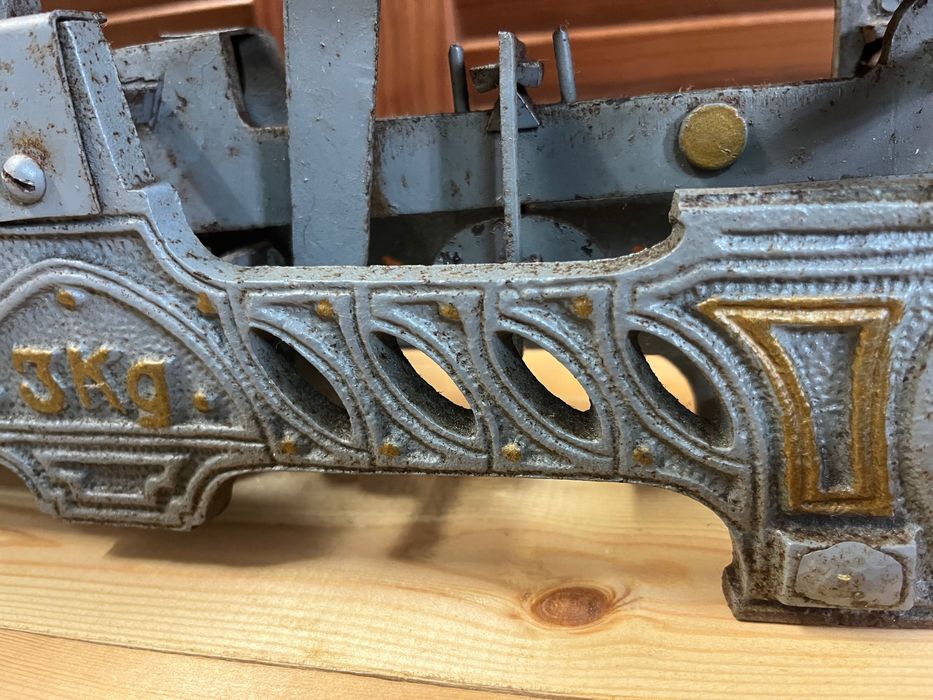 Scale + Weights = Blocks64584809847938124