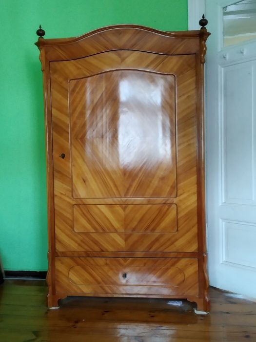 Szafa po renowacji antyk