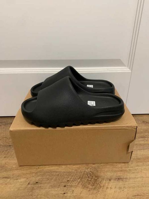 adidas Yeezy Slide, 44