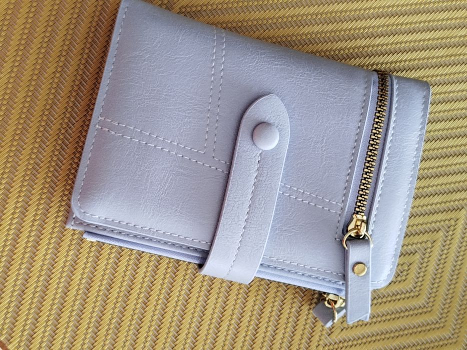 Portwel damski nowy