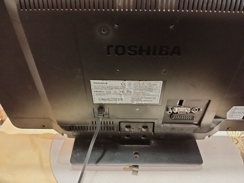 Telewizor Toshiba 24 cali+ pilot cena 200zł
