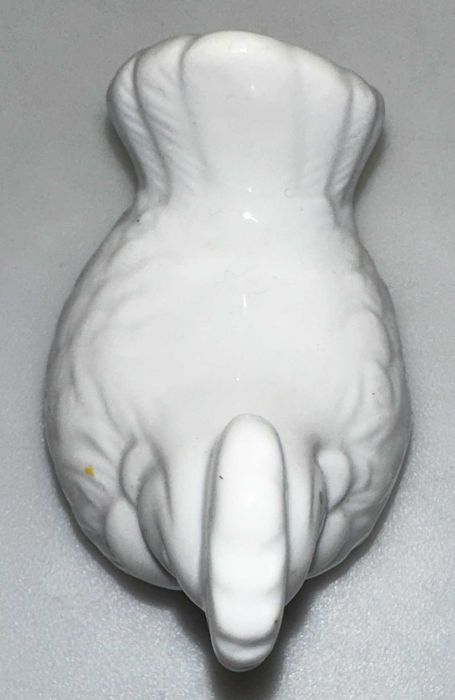 Solniczka kształcie kurki porcelanowa