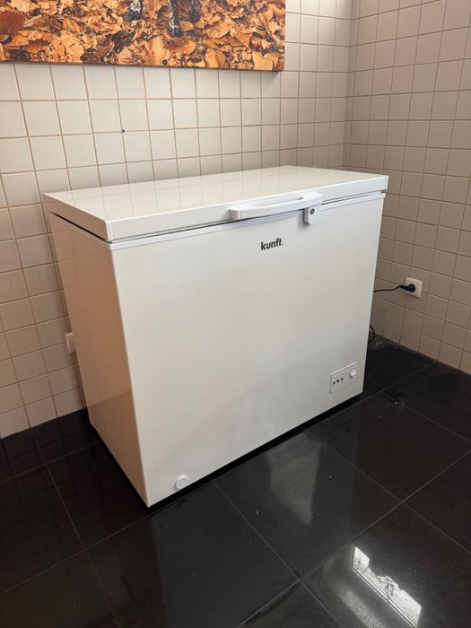 Arca Congeladora Horizontal Kunft (90cm) - Excelente Estado