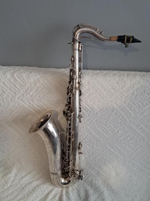 Sprzedam saksofon