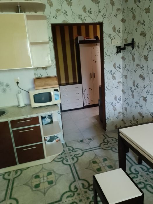 сдам квартиру однокімнатну в новострої