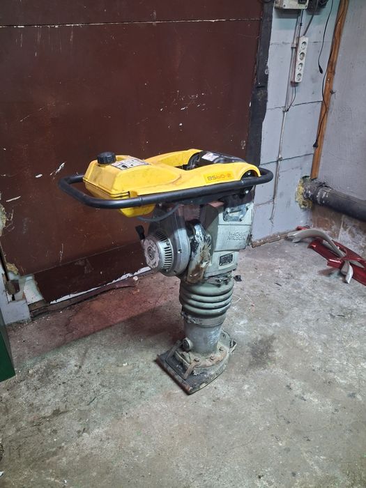 Skoczek Wacker Neuson