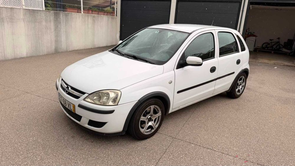carro Opel Corsa
