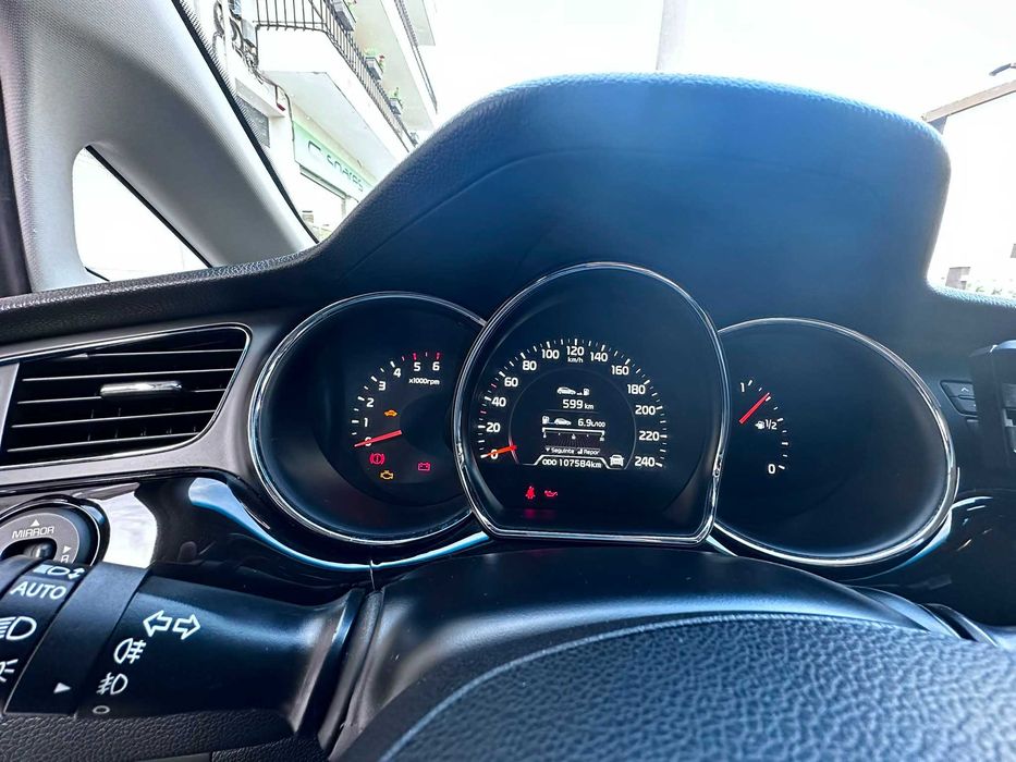 KIA CEED 2014 1.6 CRDI