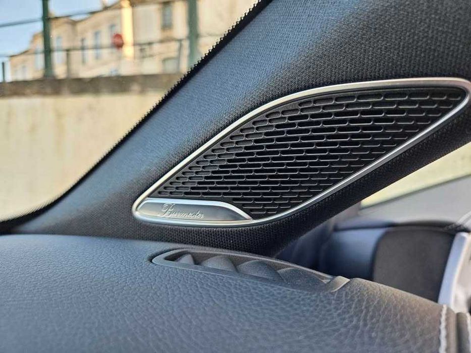 Mercedes Benz CLA250e Burmester