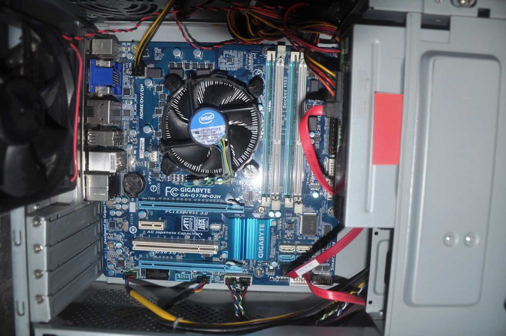 ПК  Gigabyte GA-Q77M-D2H,Intel Core I5 3570,8Gb DDR3,500Gb Hdd,DVD