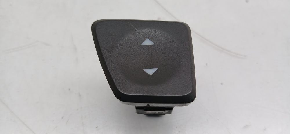 Comando / botão / interruptor vidros frente esquerdo FIAT 500 (312_)