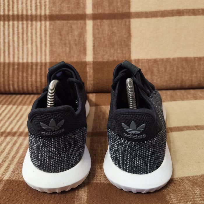 Чоловічі кросівки adidas tobular
