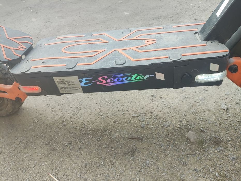продам електро самокат