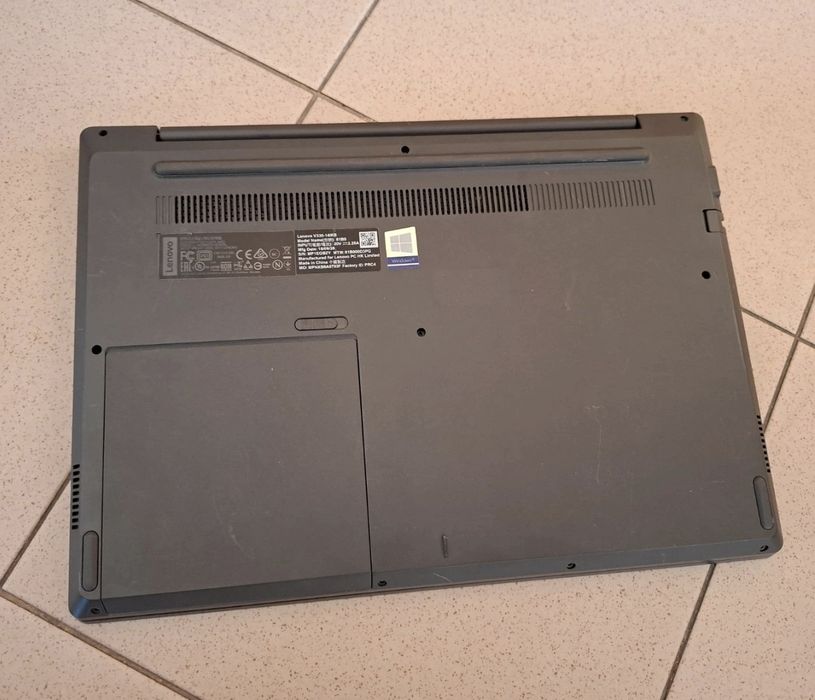 Portátil Lenovo V330-14IKB - ideal p/ escola