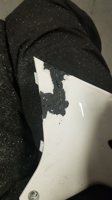 Spawanie, klejenie plastiku, tworzyw sztucznych ! Warszawa !