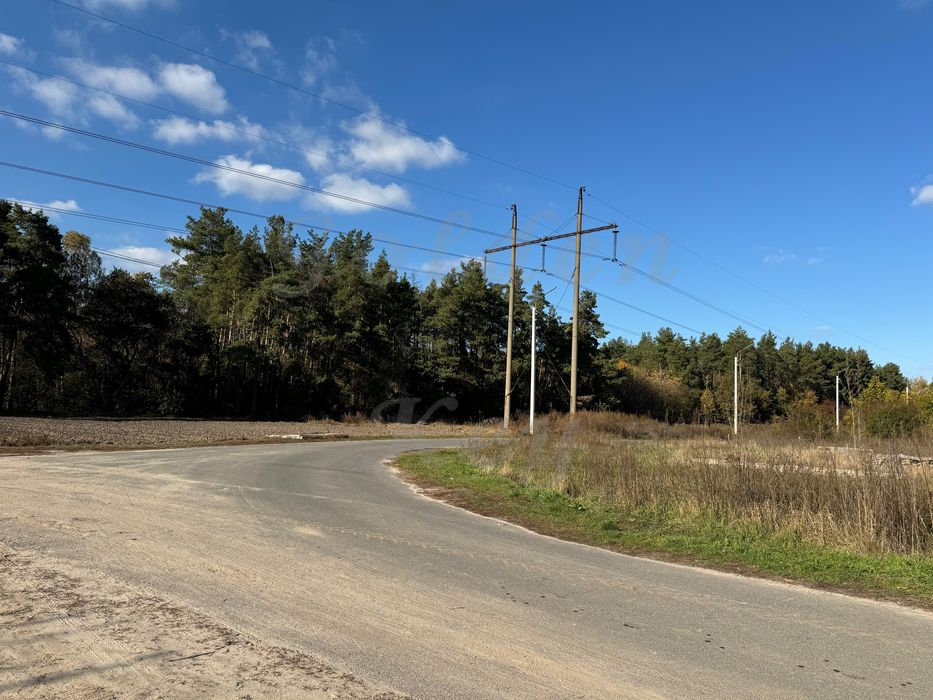 Продам найкращу земельну ділянку,біля ЛІСУ, розміри30*40,кутова, 8км