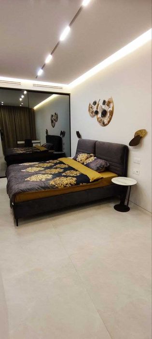 Квартира-трансформер (2к) в Taryan Tawers з видом на Батьківщину-матір