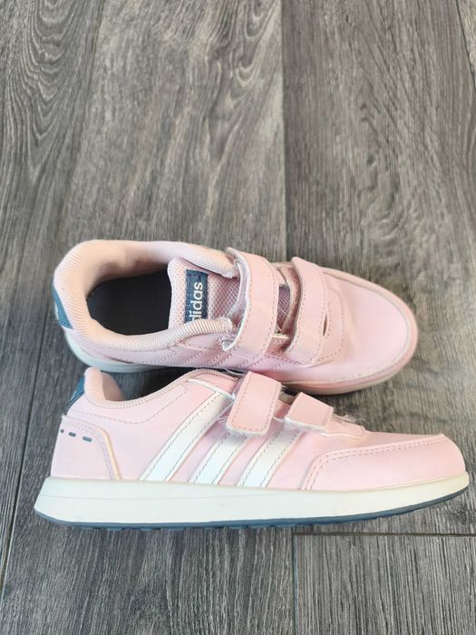 Buty adidas różowe r. 31