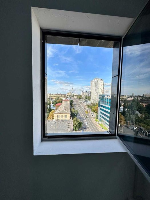 Офіс з генератором, 800 м2, М. Шулявська, ТРЦ Соsmo Multimall. Власник