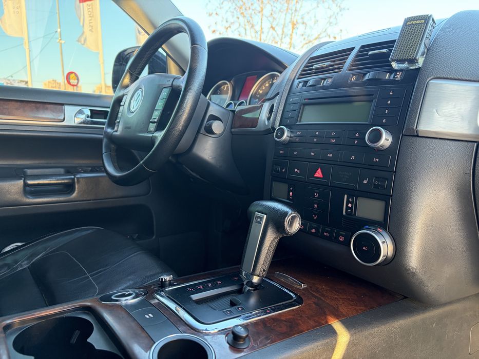 Продам Volkswagen Touareg 3.0d в отличном состоянии!