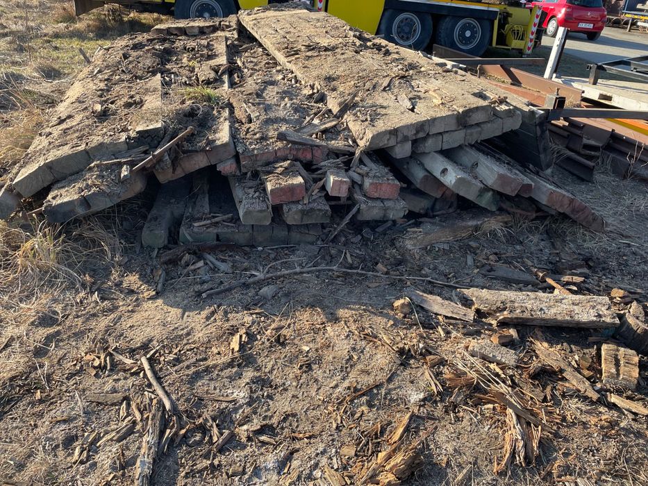 ODDAM ZA DARMO - uzbrojone drewno