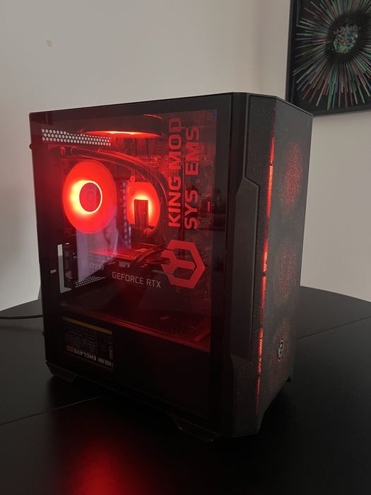 Conjunto de setup gaming computador gaming , monitor gaming e