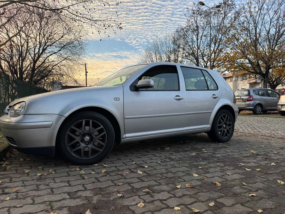 VW Golf 4 1.9 TDI 115cv PD com Apple CarPlay - excelente condições