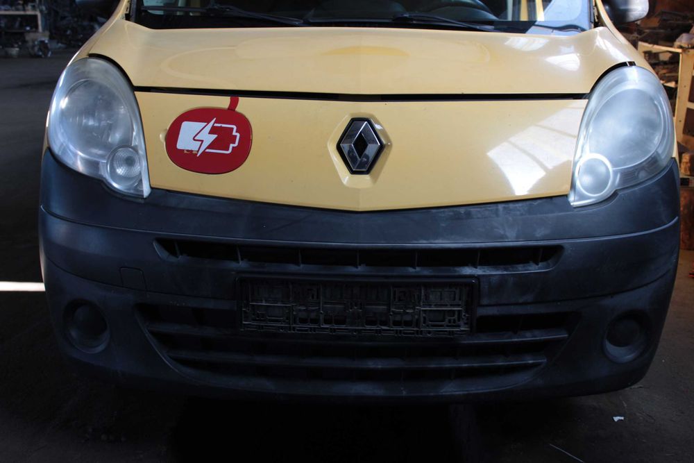 Решітка радіатора Renault Kangoo ZE