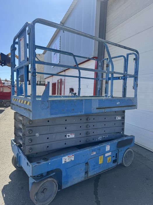 Plataforma Elevatoria 12mt (usada) Tesoura