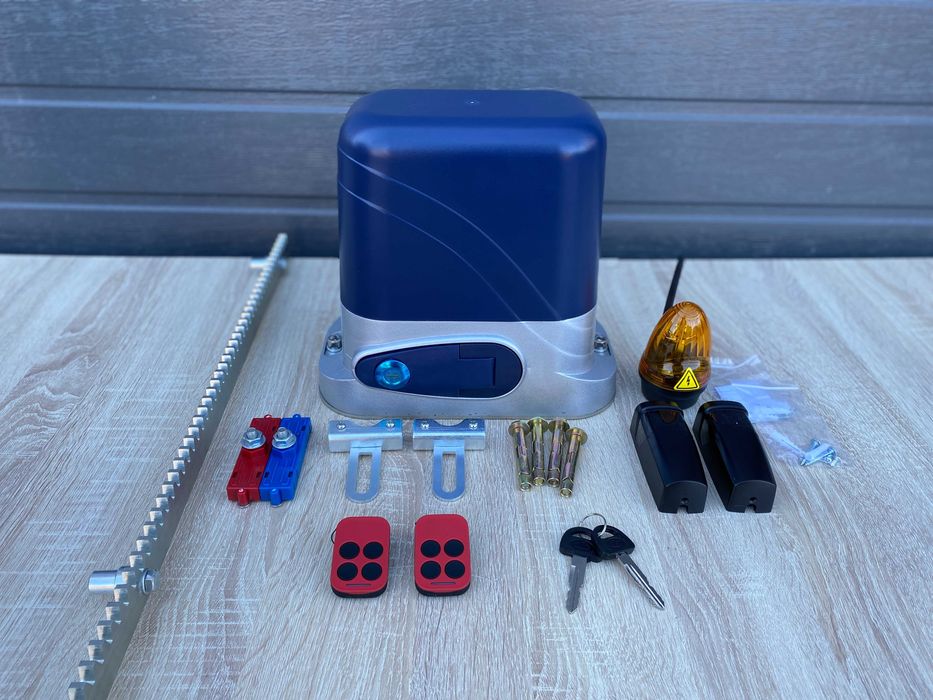 Автоматика для відкатних воріт, Автоматика на здвижні ворота, Привід