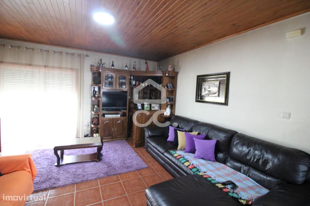 Detached Ground-Floor House with 3 Bedrooms and 150 m² Located on the Outskirts of the City