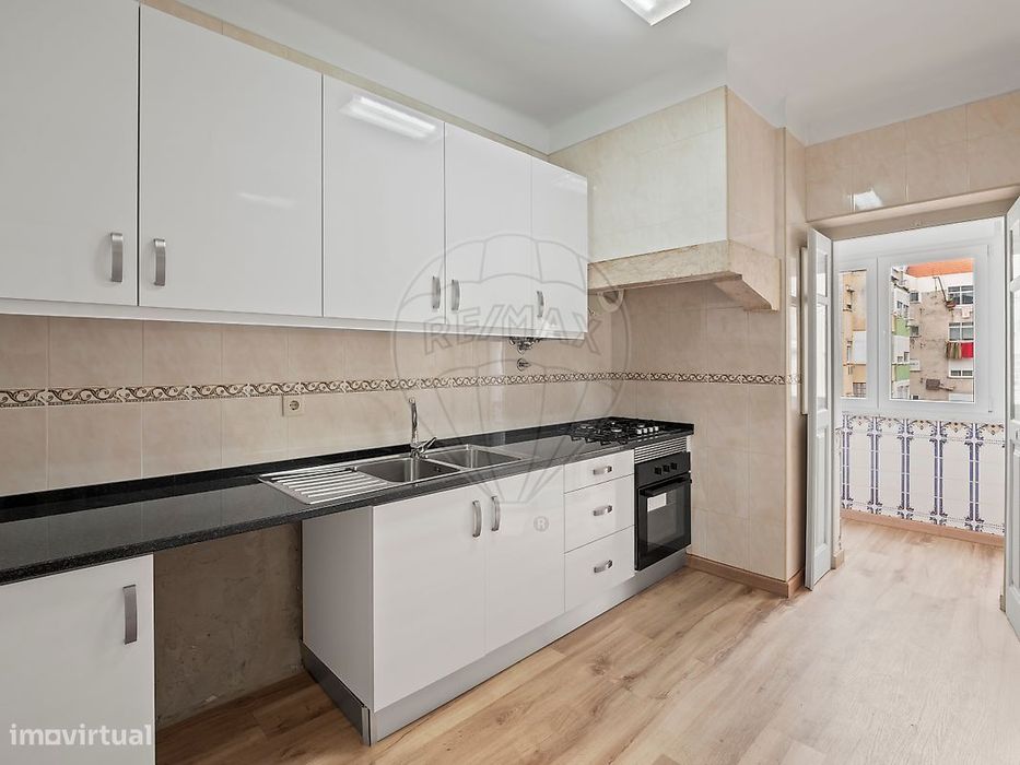 Apartamento T3 para venda — Moscavide E Portela, Lisboa