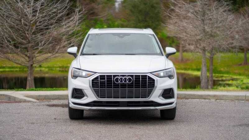 2020 Audi Q3 quattro Premium 45 TFSI
