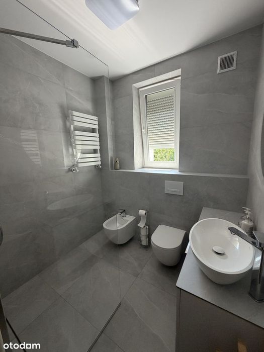 Dom dwupokoleniowy 280 m² | 2 mieszkania | Centrum Legionowa