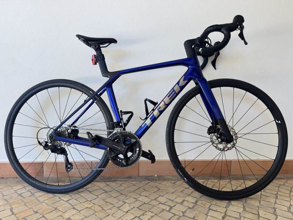 Trek Madone SL 5 Gen 8 - Carbono | Shimano 105 | ano 2025