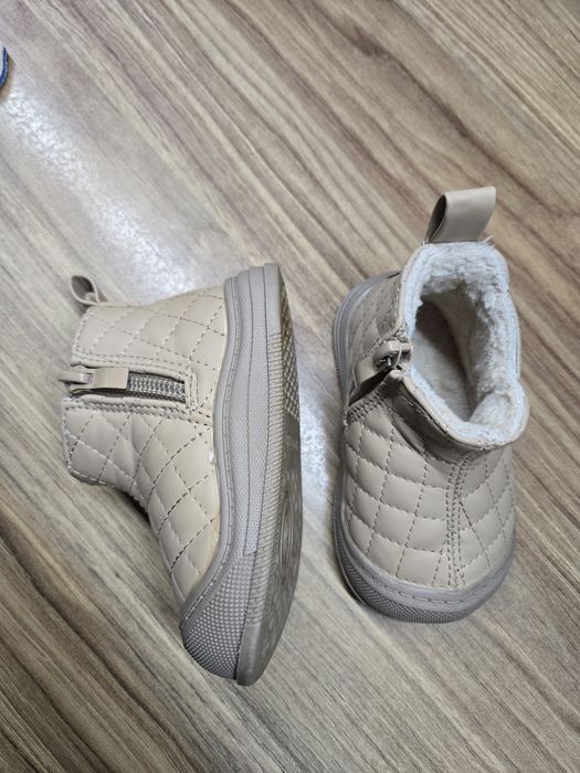 Чобітки дитячі (осінь, весна)