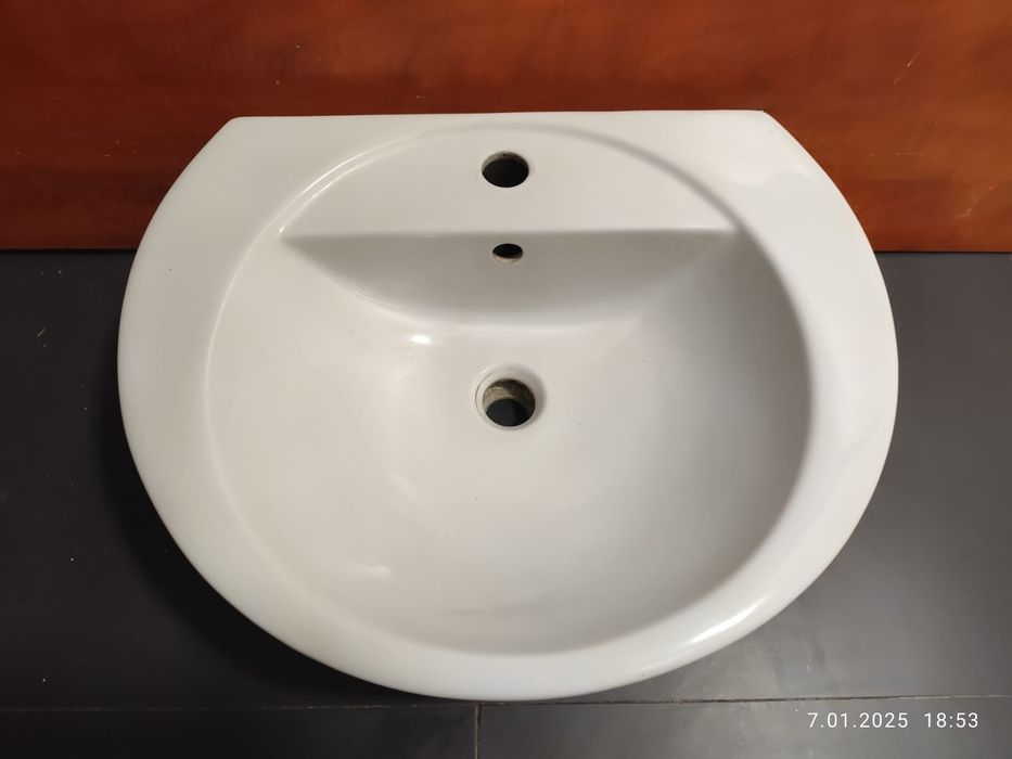Umywalka kolo stan idealny, szerokosc 58 cm cersanit stan bdbPoznań
