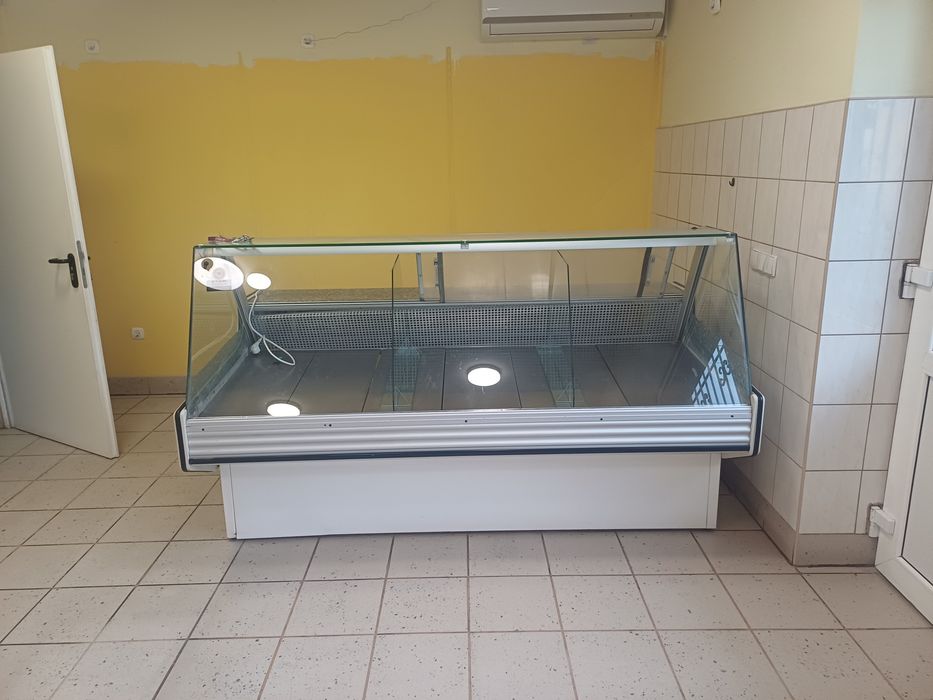Lada chłodnicza używana