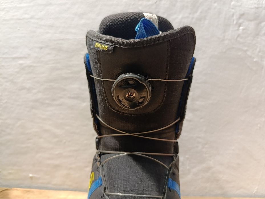 Nr 329 Buty snowboardowe dziecięce Burton Zipline 22 cm BOA