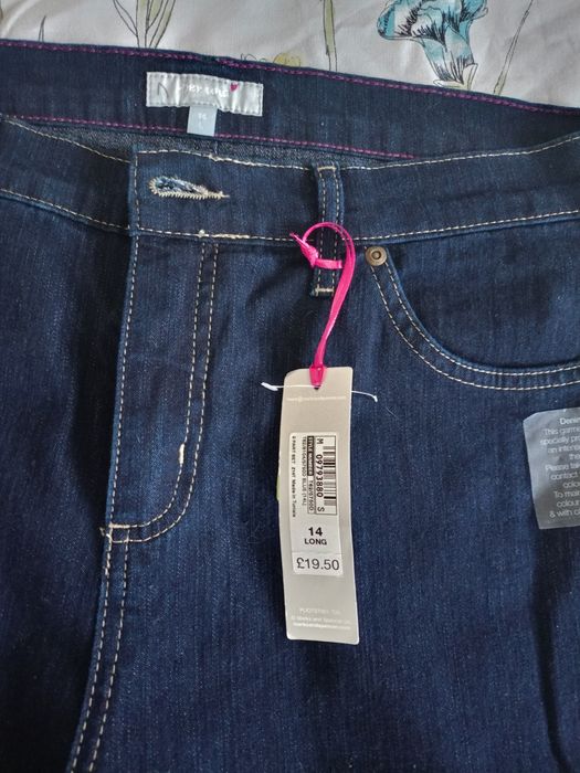 Продам женские джинсы на высокий рост.