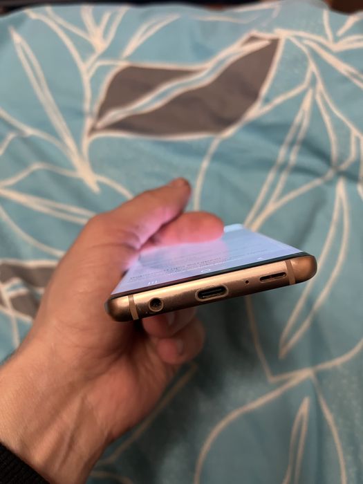 Samsung Galaxy S9 4/64Гб SM-G960F