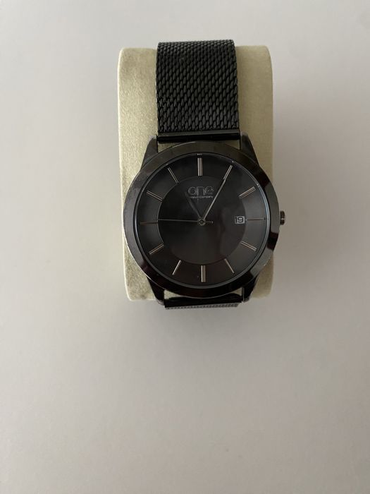 One Watch modelo 065284CM32E