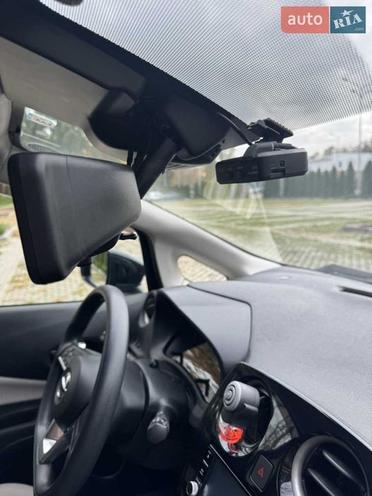 Nissan Note E-power гібрид