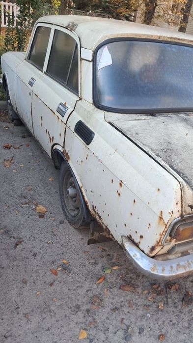 Продам Москвич 2140